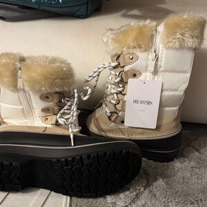 Dream Pairs Women's Winter Boots - Cream and Tan